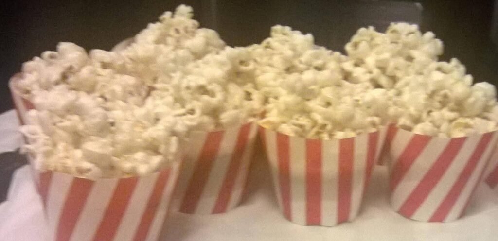 Popcorn-Themed Cupcakes